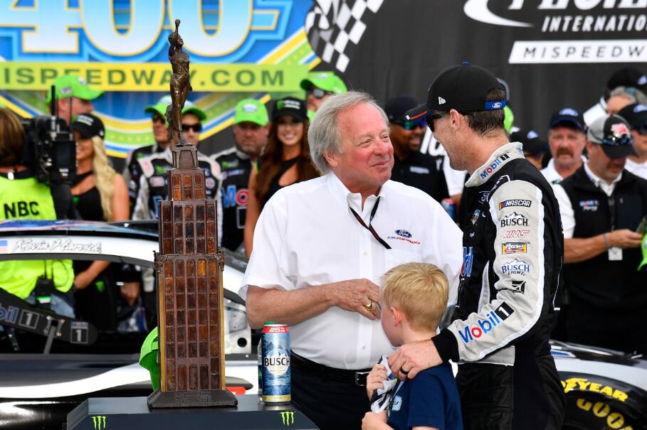 Ford will keep the Michigan Heritage Trophy, which goes to the winning manufacturer. Ford will keep the Michigan Heritage Trophy, which goes to the winning manufacturer.